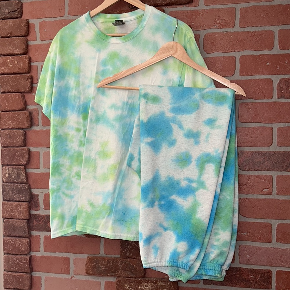 Handmade Blue and Green TyeDye Sweatset in Size Large